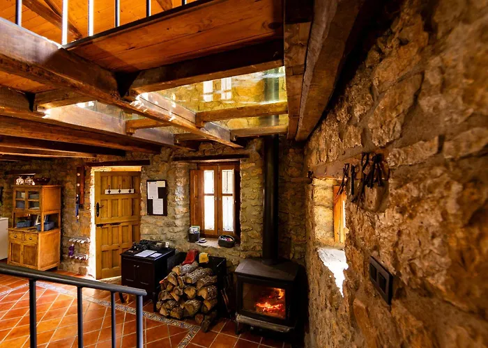 Genciana, Con Encanto En La Montaña Leonesa