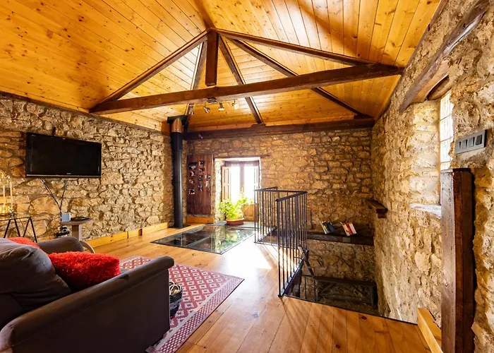 Сasa de vacaciones Genciana, Con Encanto En La Montaña Leonesa Cuevas de Vinayo